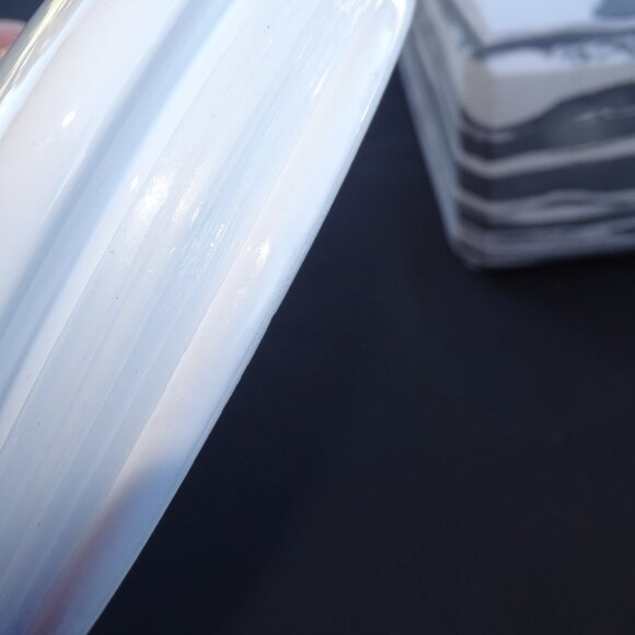 White and Red Country Style Cookie Jar New - Picture 9 of 10